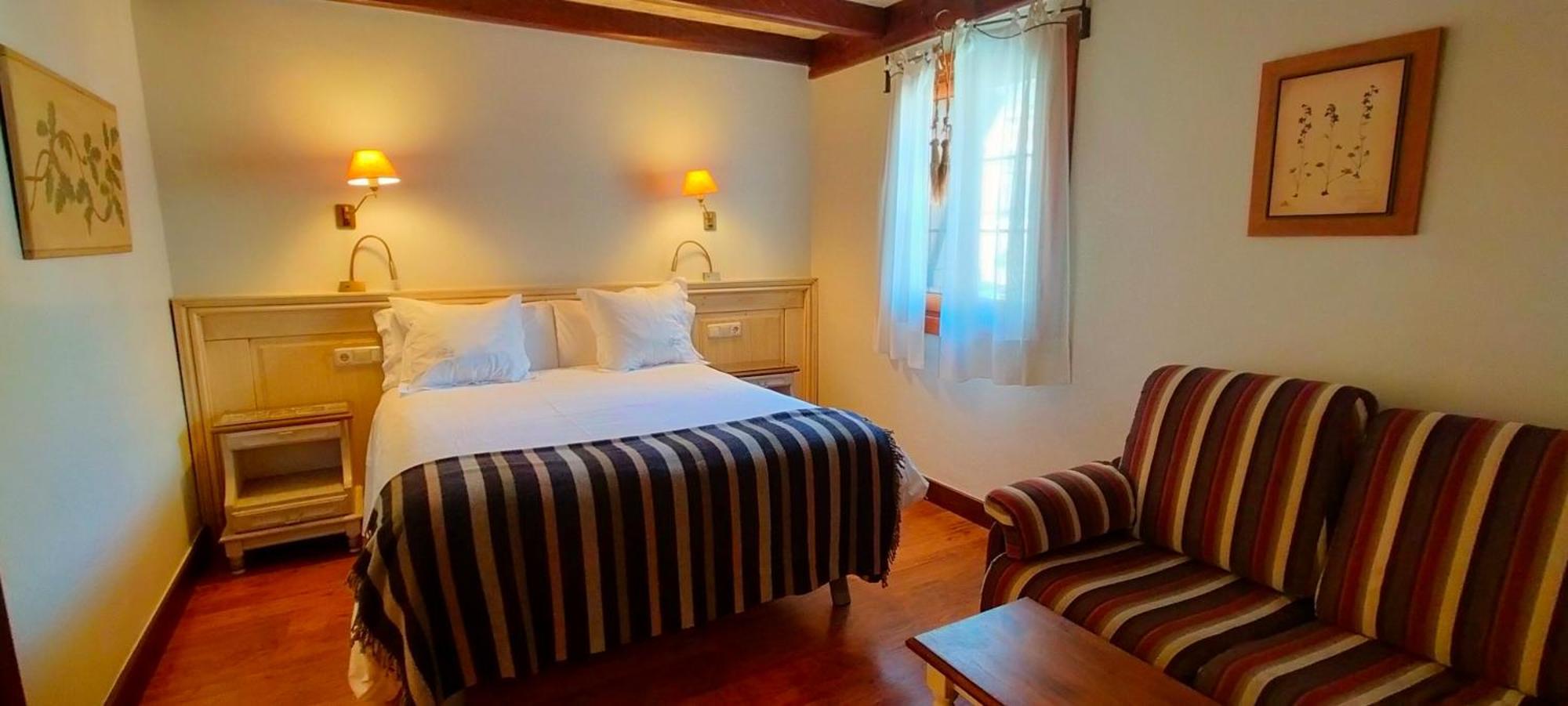Hotel Villa De Torla Ngoại thất bức ảnh